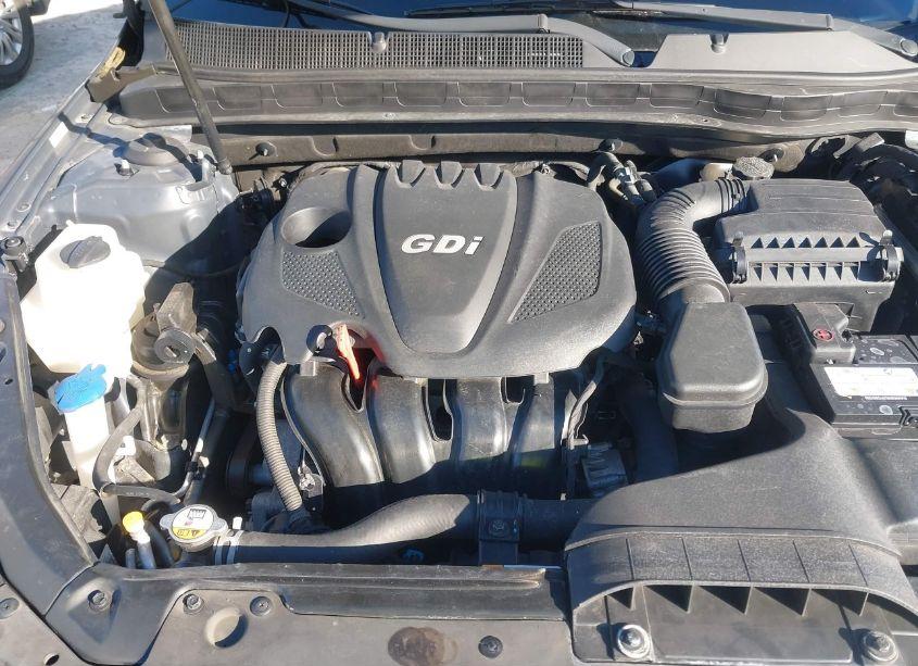 Photo 10 of 2015 Kia Optima LX (VIN 5XXGM4A7XFG438683)