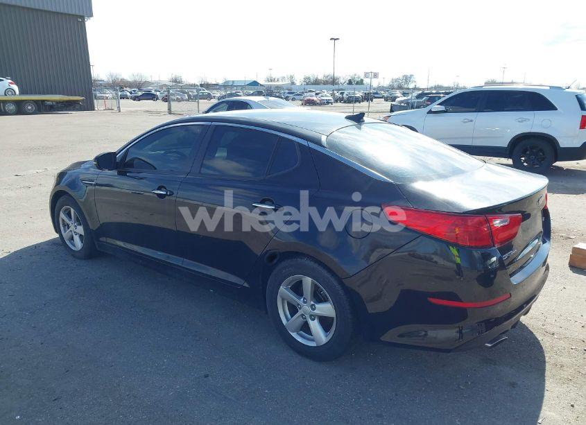 Photo 3 of 2015 Kia Optima LX (VIN 5XXGM4A7XFG448999)