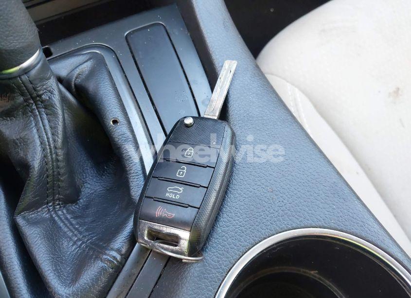 Photo 11 of 2015 Kia Optima LX (VIN 5XXGM4A7XFG456858)