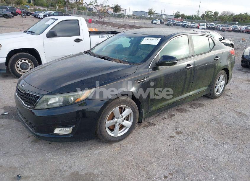 Photo 2 of 2015 Kia Optima LX (VIN 5XXGM4A7XFG456858)