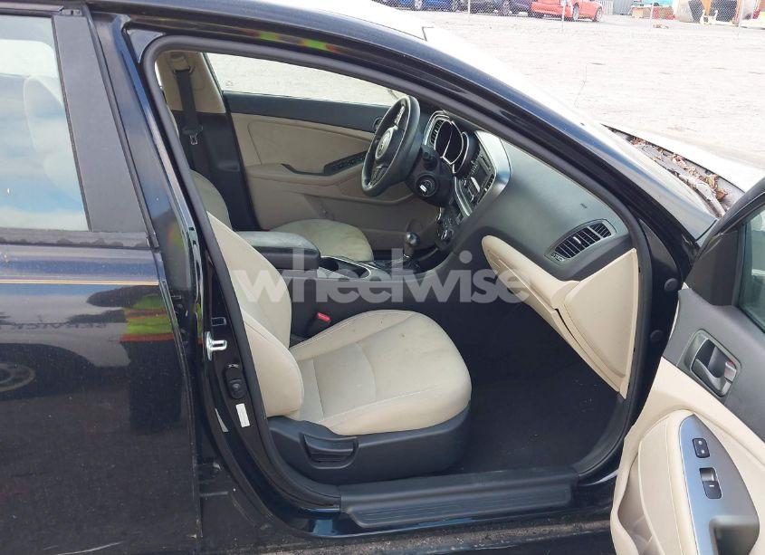 Photo 5 of 2015 Kia Optima LX (VIN 5XXGM4A7XFG456858)