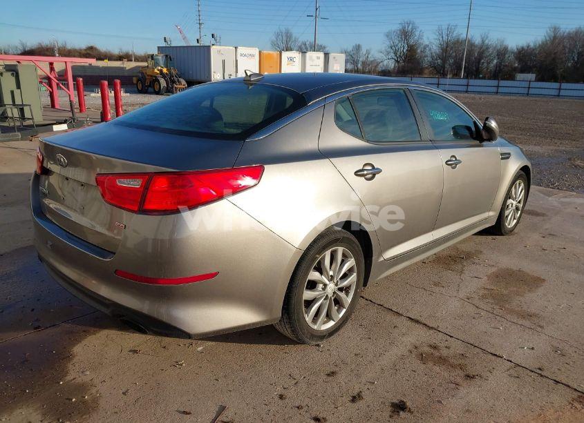 Photo 4 of 2015 Kia Optima LX (VIN 5XXGM4A7XFG461641)