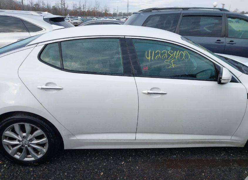 Photo 13 of 2015 Kia Optima LX (VIN 5XXGM4A7XFG464538)