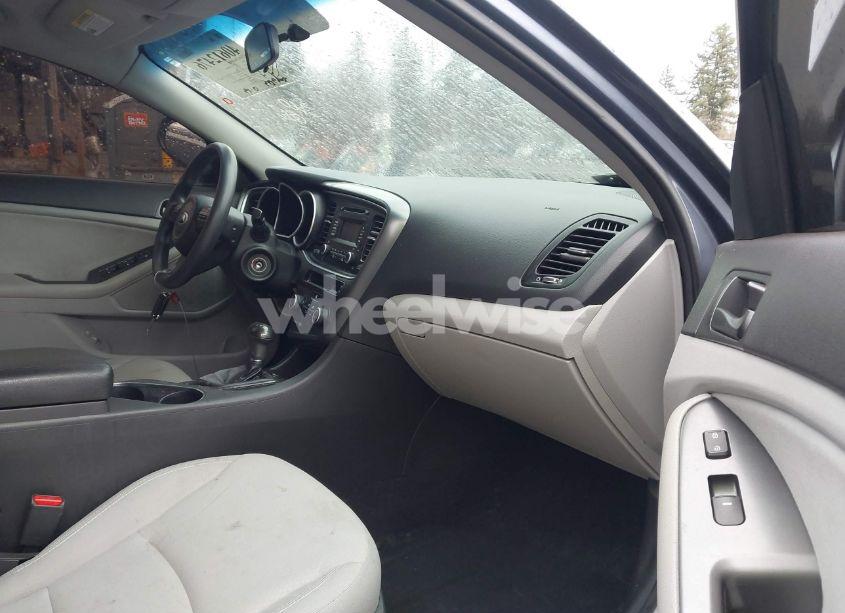 Photo 5 of 2015 Kia Optima LX (VIN 5XXGM4A7XFG473353)