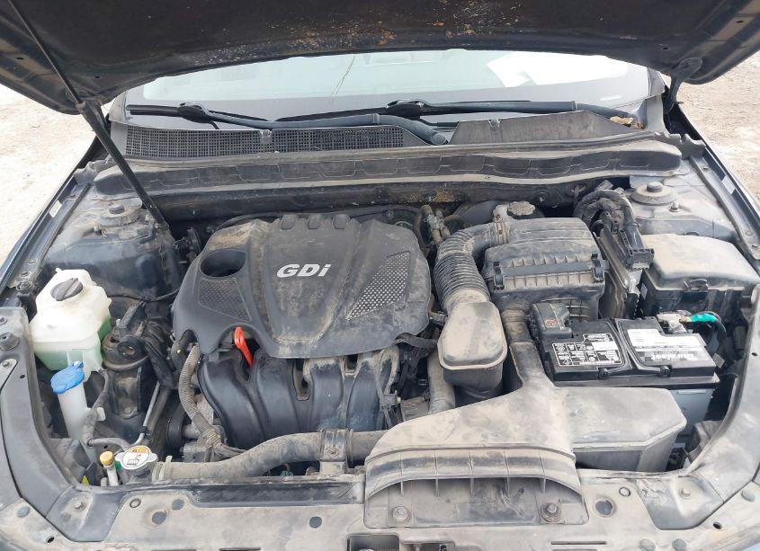 Photo 10 of 2015 Kia Optima LX (VIN 5XXGM4A7XFG475359)