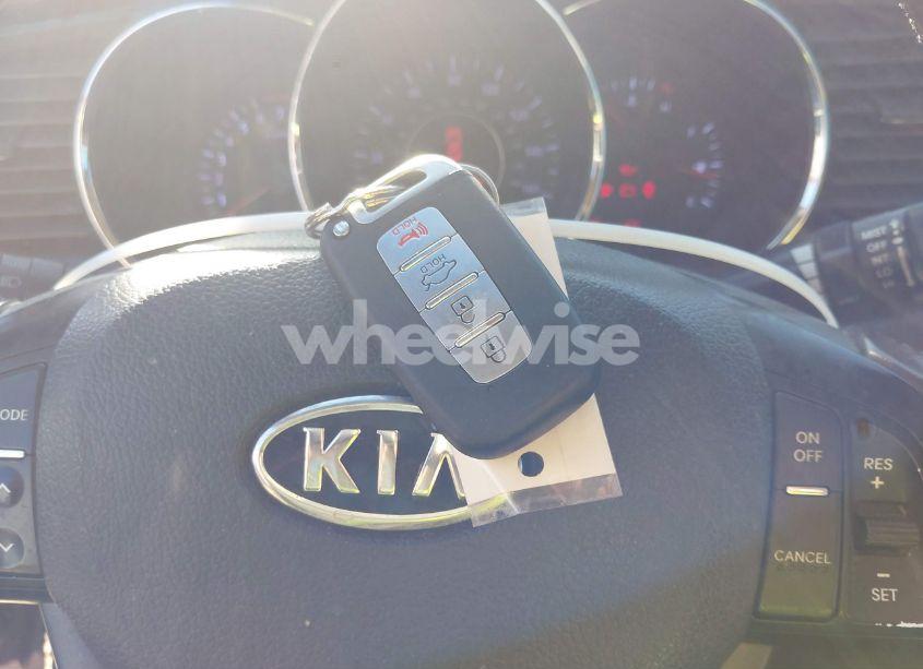 Photo 11 of 2012 Kia Optima EX TURBO (VIN 5XXGN4A65CG054990)