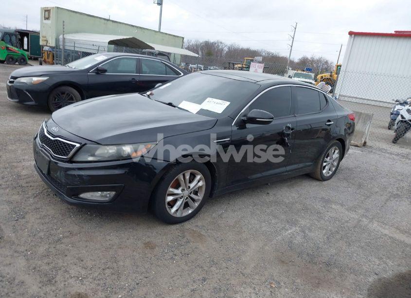 Photo 2 of 2012 Kia Optima EX TURBO (VIN 5XXGN4A68CG016640)