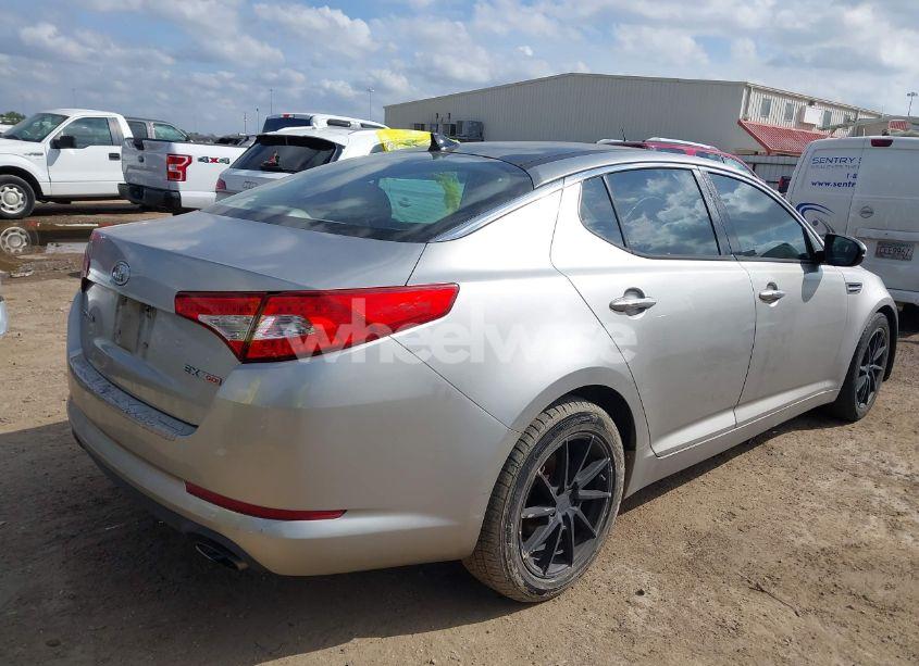 Photo 4 of 2012 Kia Optima EX TURBO (VIN 5XXGN4A6XCG071476)