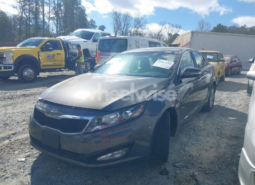 Photo 2 of 2012 Kia Optima EX (VIN 5XXGN4A70CG030525)