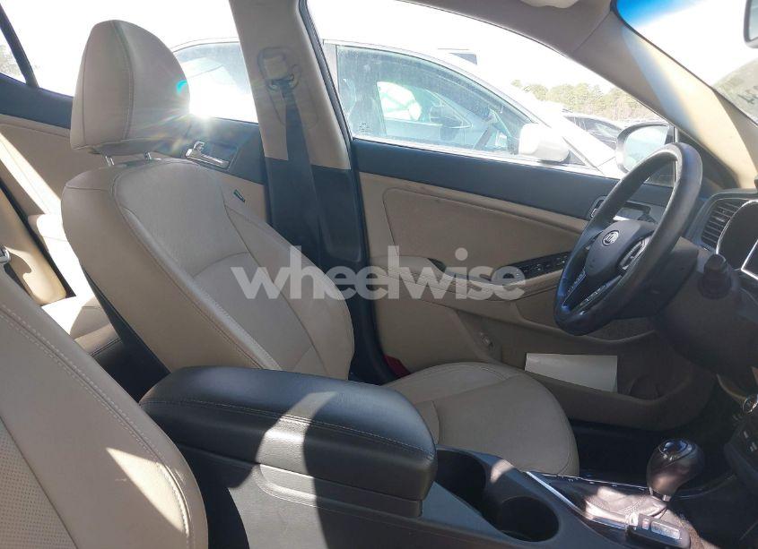 Photo 5 of 2012 Kia Optima EX (VIN 5XXGN4A70CG030525)