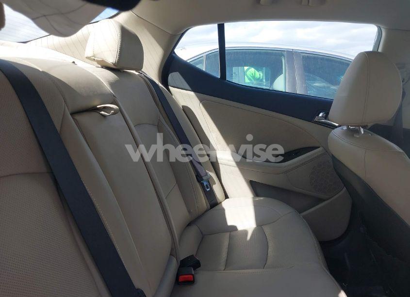 Photo 8 of 2012 Kia Optima EX (VIN 5XXGN4A70CG030525)