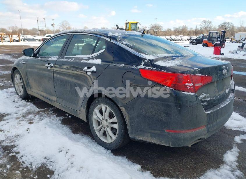 Photo 3 of 2012 Kia Optima EX (VIN 5XXGN4A70CG070264)