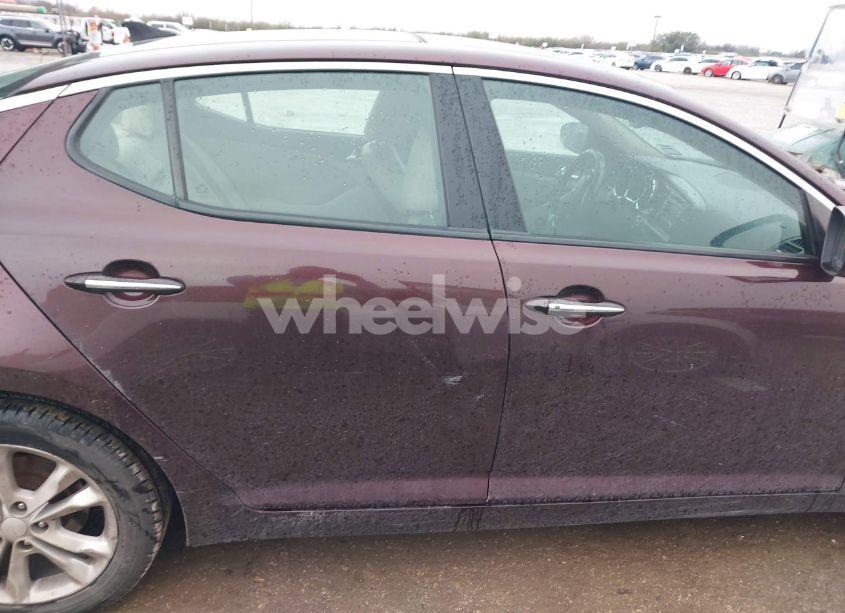 Photo 13 of 2012 Kia Optima EX (VIN 5XXGN4A70CG070832)