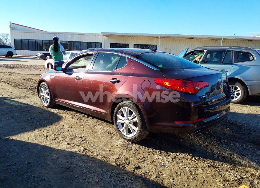Photo 3 of 2013 Kia Optima EX (VIN 5XXGN4A70DG097367)