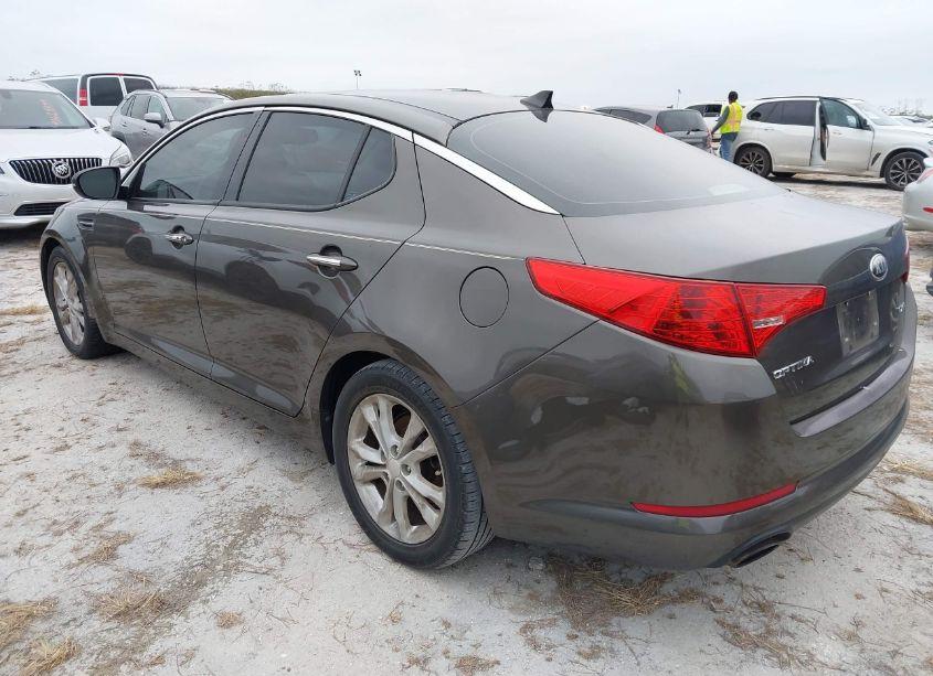 Photo 3 of 2013 Kia Optima EX (VIN 5XXGN4A70DG100445)