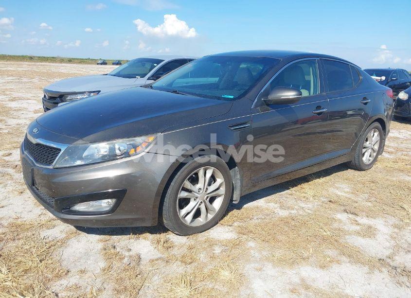 Photo 2 of 2013 Kia Optima EX (VIN 5XXGN4A70DG108108)