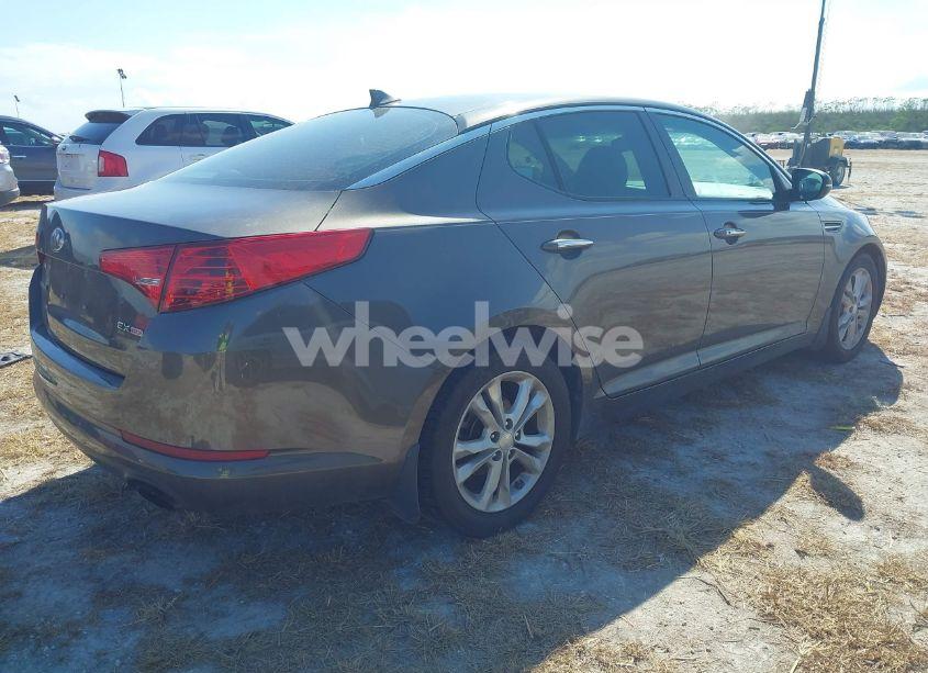 Photo 4 of 2013 Kia Optima EX (VIN 5XXGN4A70DG108108)