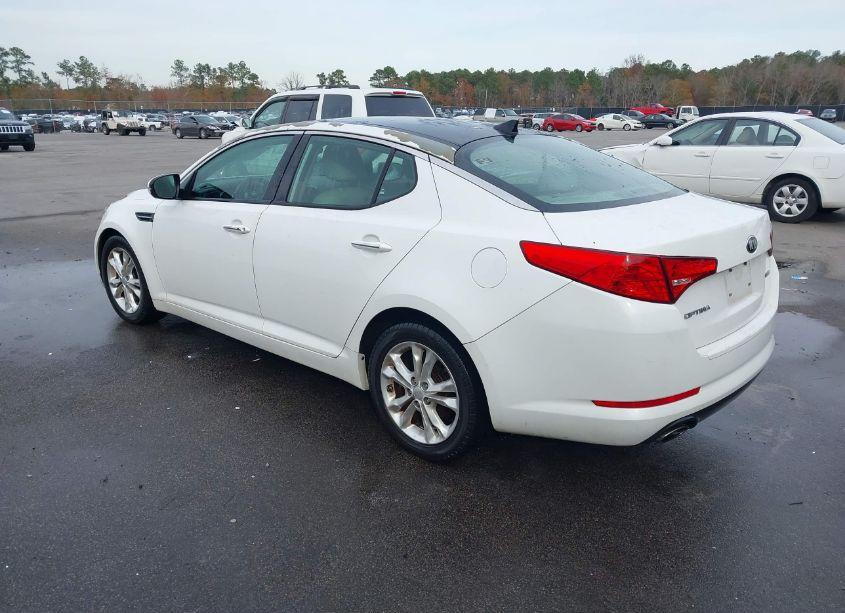 Photo 3 of 2013 Kia Optima EX (VIN 5XXGN4A70DG117410)