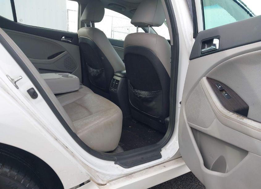 Photo 8 of 2013 Kia Optima EX (VIN 5XXGN4A70DG117410)