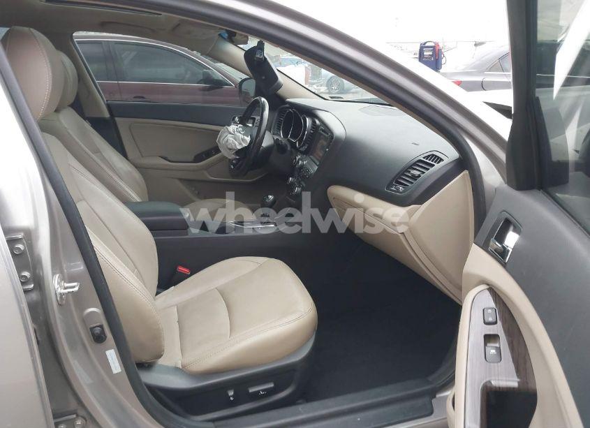 Photo 5 of 2013 Kia Optima EX (VIN 5XXGN4A70DG118766)