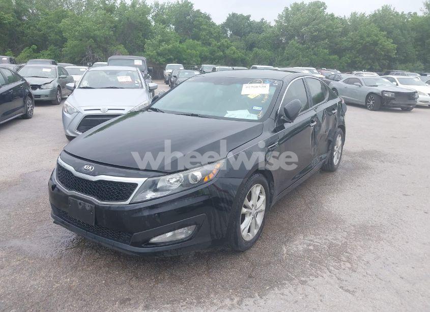 Photo 2 of 2013 Kia Optima EX (VIN 5XXGN4A70DG120775)