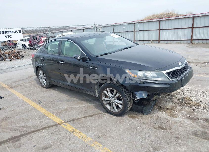 2013 Kia Optima EX (VIN 5XXGN4A70DG130030) main photo