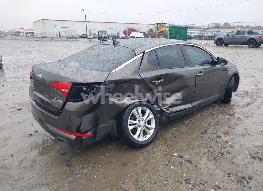 Photo 4 of 2013 Kia Optima EX (VIN 5XXGN4A70DG148527)