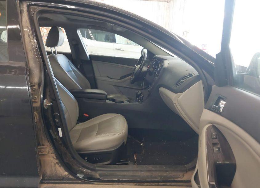 Photo 5 of 2013 Kia Optima EX (VIN 5XXGN4A70DG204238)