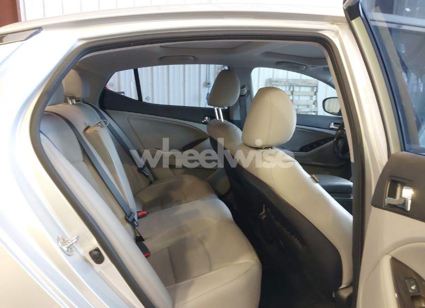 Photo 8 of 2013 Kia Optima EX (VIN 5XXGN4A70DG218009)