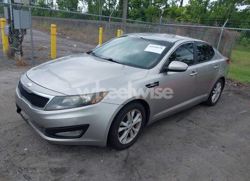 Photo 2 of 2013 Kia Optima EX (VIN 5XXGN4A70DG251141)