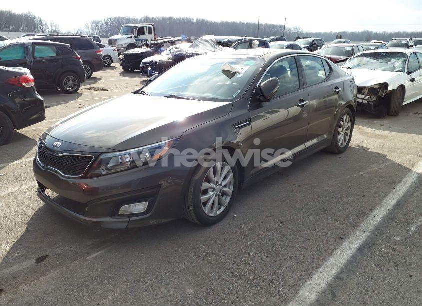 Photo 2 of 2014 Kia Optima EX (VIN 5XXGN4A70EG292712)