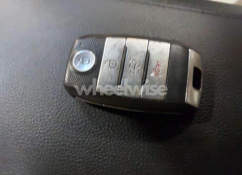 Photo 11 of 2015 Kia Optima EX (VIN 5XXGN4A70FG351257)