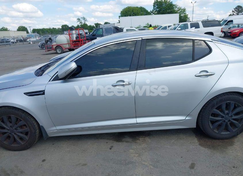 Photo 14 of 2015 Kia Optima EX (VIN 5XXGN4A70FG360623)