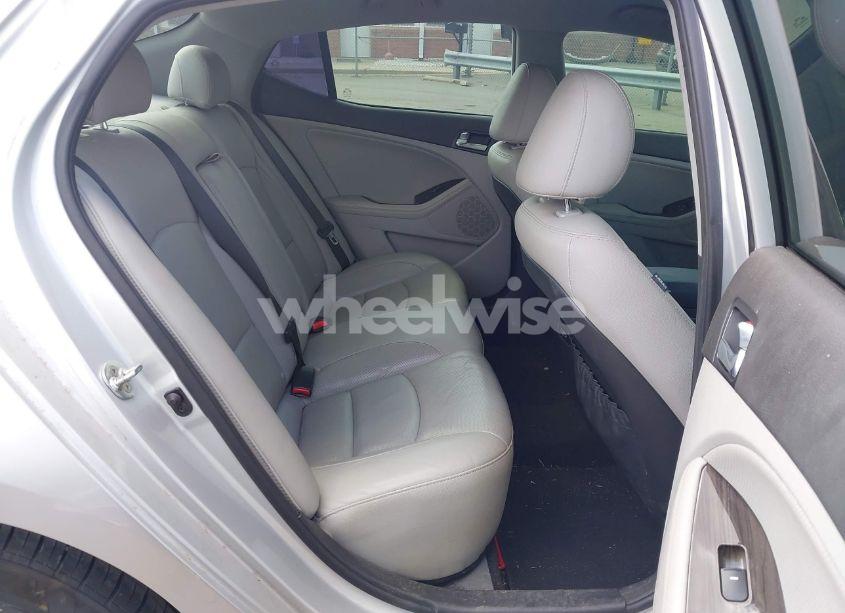 Photo 8 of 2015 Kia Optima EX (VIN 5XXGN4A70FG360623)