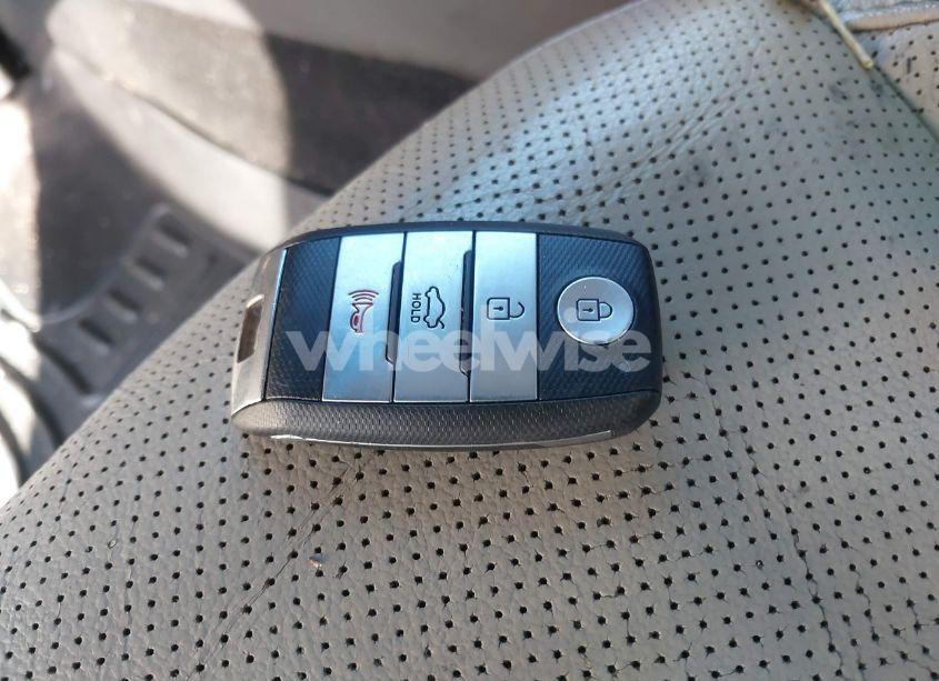 Photo 11 of 2015 Kia Optima EX (VIN 5XXGN4A70FG387126)