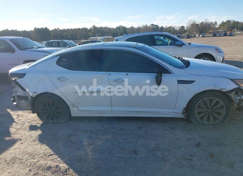 Photo 14 of 2015 Kia Optima EX (VIN 5XXGN4A70FG387126)