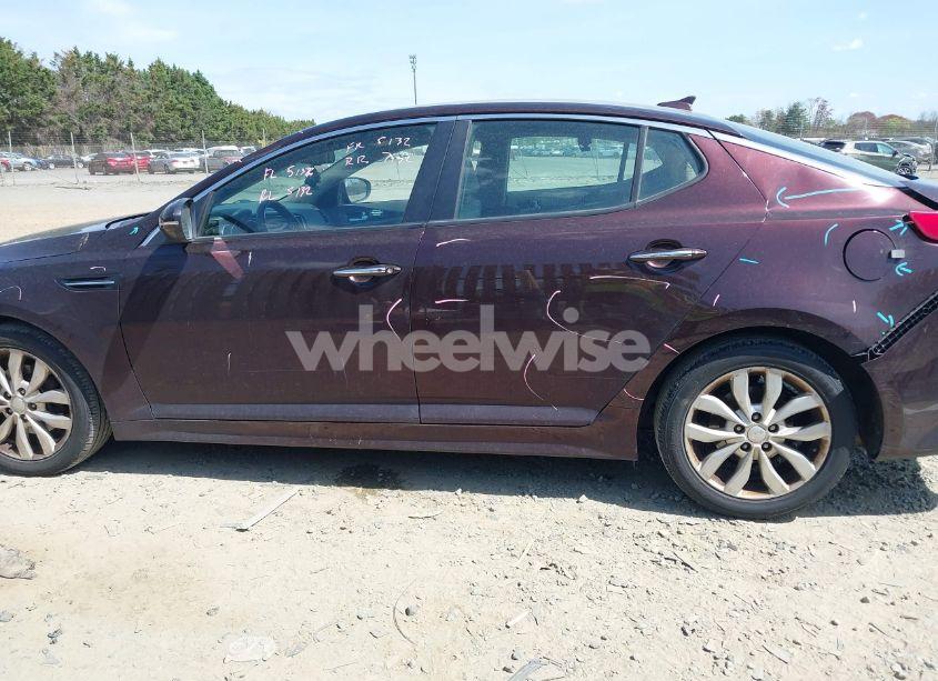 Photo 14 of 2015 Kia Optima EX (VIN 5XXGN4A70FG392200)