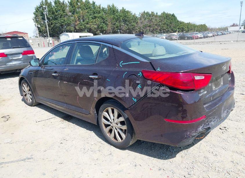 Photo 3 of 2015 Kia Optima EX (VIN 5XXGN4A70FG392200)