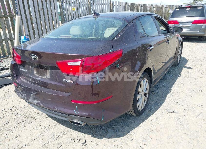 Photo 4 of 2015 Kia Optima EX (VIN 5XXGN4A70FG392200)