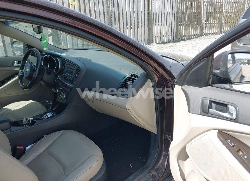 Photo 5 of 2015 Kia Optima EX (VIN 5XXGN4A70FG392200)