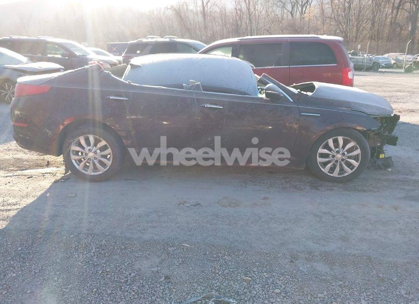 Photo 13 of 2015 Kia Optima EX (VIN 5XXGN4A70FG424837)
