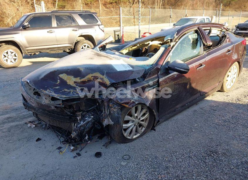 Photo 2 of 2015 Kia Optima EX (VIN 5XXGN4A70FG424837)