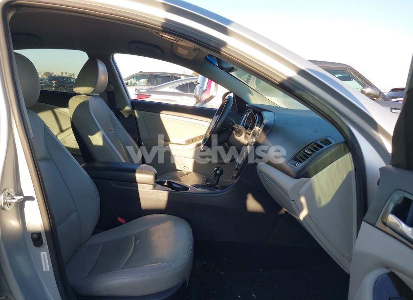 Photo 5 of 2015 Kia Optima EX (VIN 5XXGN4A70FG428340)