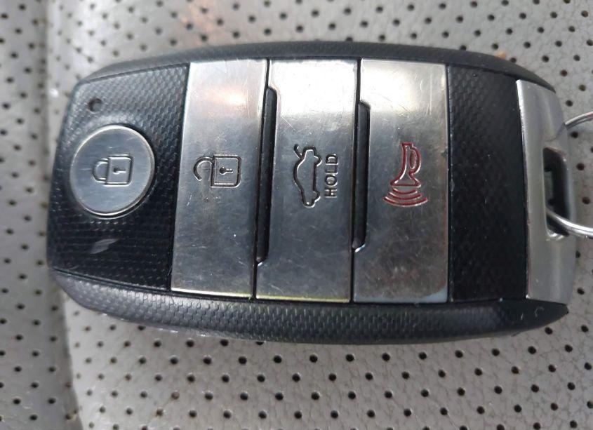 Photo 11 of 2015 Kia Optima EX (VIN 5XXGN4A70FG433277)