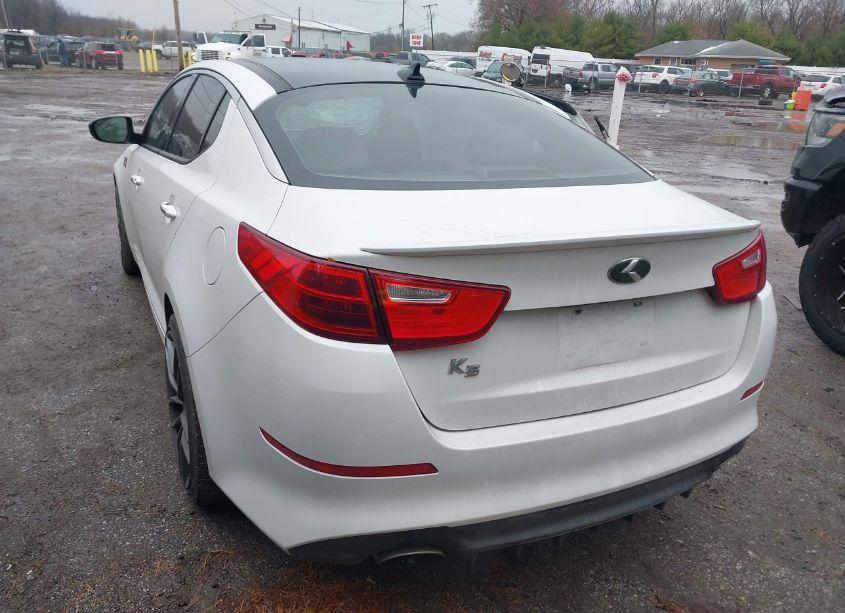 Photo 3 of 2015 Kia Optima EX (VIN 5XXGN4A70FG433277)