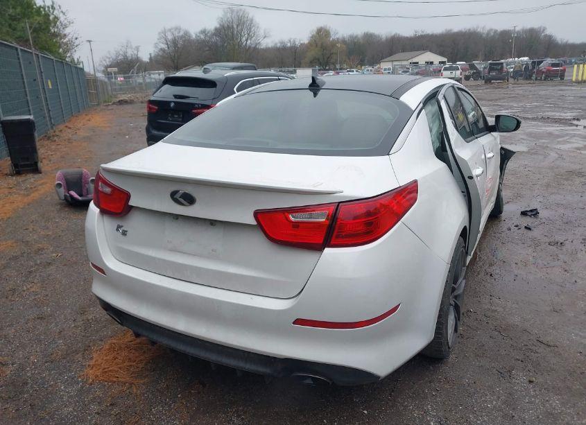 Photo 4 of 2015 Kia Optima EX (VIN 5XXGN4A70FG433277)