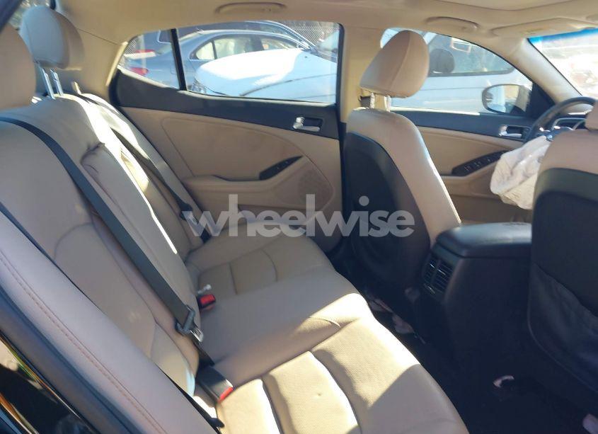 Photo 8 of 2015 Kia Optima EX (VIN 5XXGN4A70FG438978)