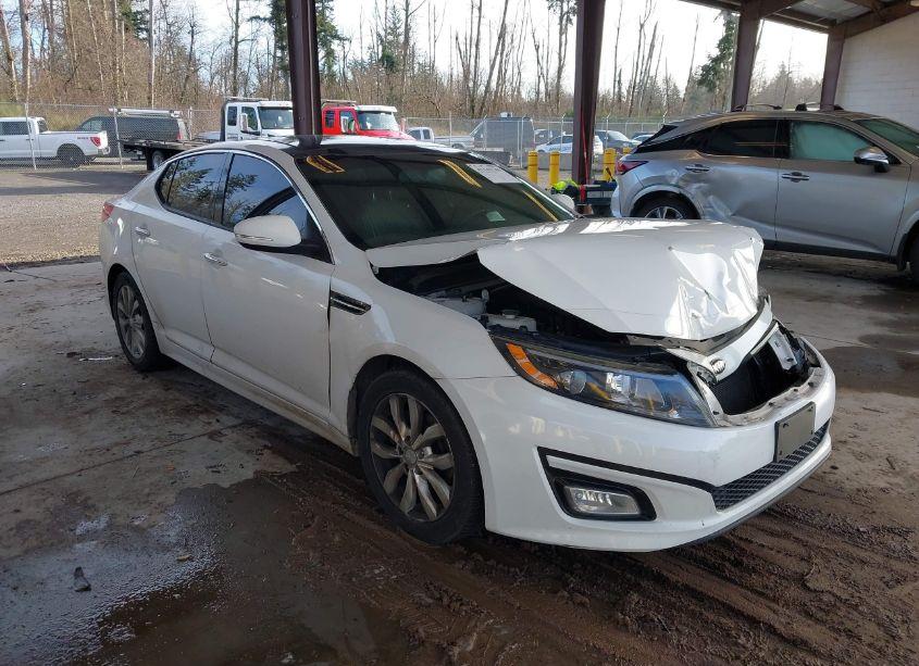 2015 Kia Optima EX (VIN 5XXGN4A70FG462245) main photo