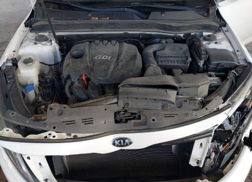 Photo 10 of 2015 Kia Optima EX (VIN 5XXGN4A70FG462245)
