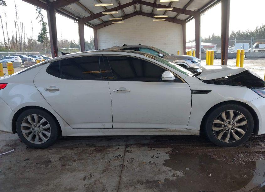 Photo 13 of 2015 Kia Optima EX (VIN 5XXGN4A70FG462245)